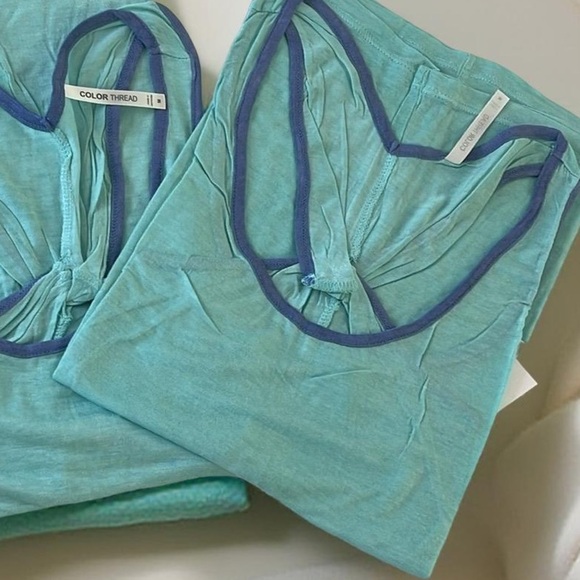 2 Pack - Color Color Threads Women's Aqua Yoga Tank Top size S,M,L - NWT - Picture 4 of 4